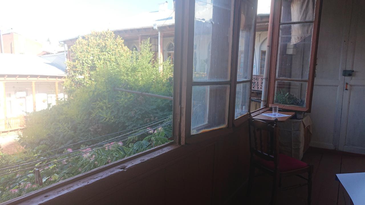 Grandma'S Hotel Тбілісі Екстер'єр фото