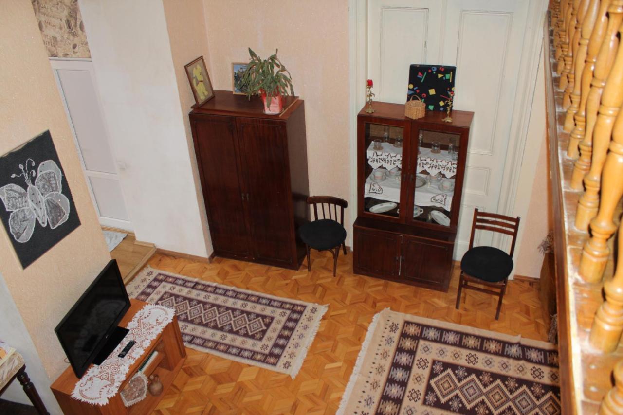 Grandma'S Hotel Тбілісі Екстер'єр фото